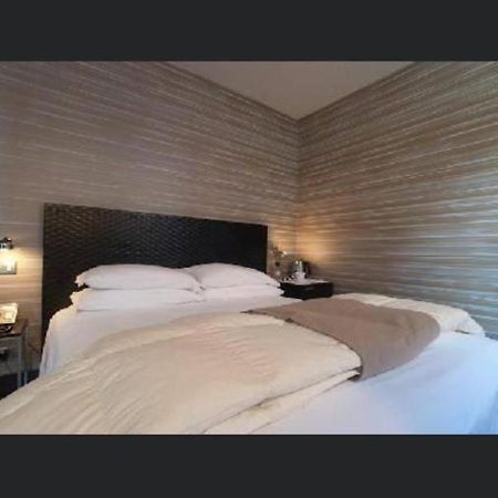 Mh Design Hotel Naples Luaran gambar