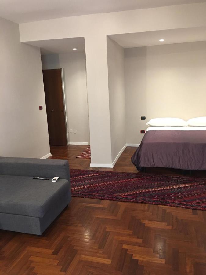 Mh Design Hotel Naples Luaran gambar