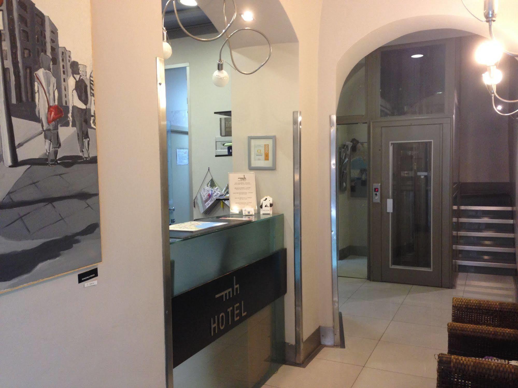 Mh Design Hotel Naples Luaran gambar