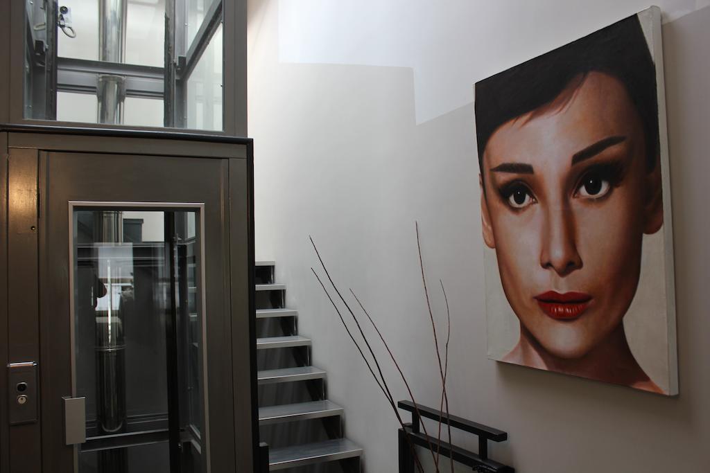 Mh Design Hotel Naples Luaran gambar